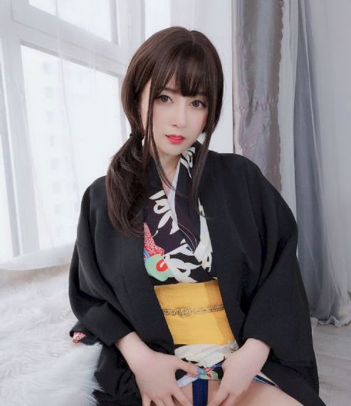 陪浴美人