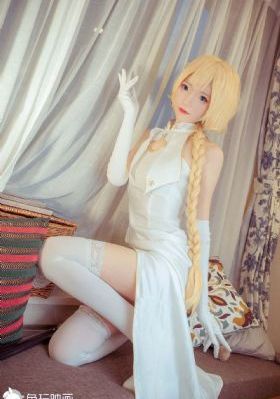 电摩车女
